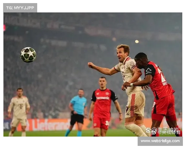 迪亚斯闪击+染红，拜仁客胜巴黎过程跌宕